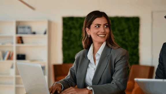 Travel Agency Marketing Strategies: How to Drive Growth With Centralized Marketing